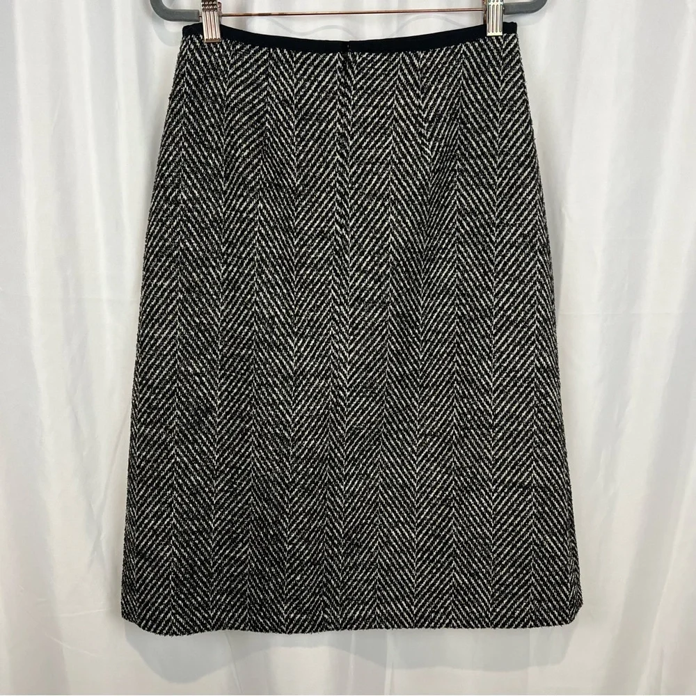 Ann Taylor Herringbone Wool blend A line skirt